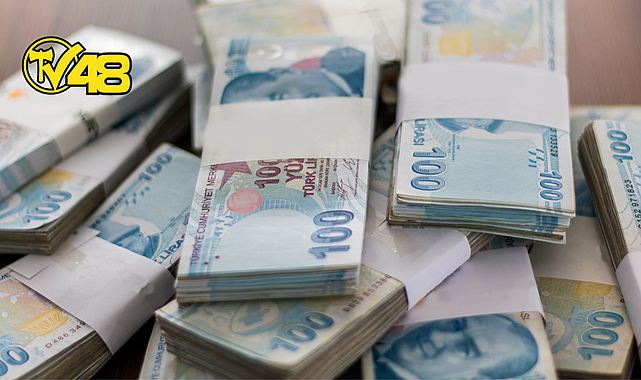 İZMİR&#039;DE DEV HIRSIZLIK: ZIRHLI BANKA ARACINI ÇALDILAR