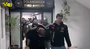 İZMİR MERKEZLİ "HÜCRE-7" OPERASYONU: DOLANDIRICILIK ŞEBEKESİ ÇÖKERTİLDİ, 88 GÖZALTI