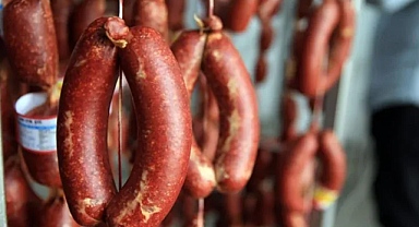 5 SUCUK MARKASI DAHA İFŞA OLDU: SUCUK DİYE BAKIN NE YEMİŞİZ