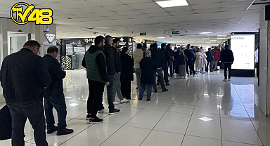 ALTIN FİYATLARI DÜŞTÜ, VATANDAŞ SOLUĞU KUYUMCULARDA ALDI