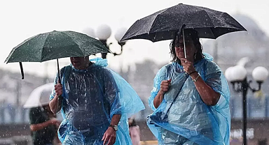 METEOROLOJİ HAFTA SONU İÇİN UYARDI: KUVVETLİ SAĞANAK YAĞIŞ GELİYOR