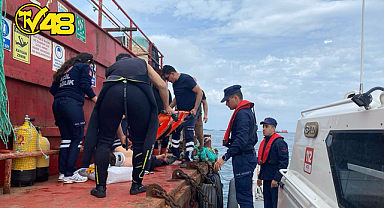 MUĞLA AÇIKLARINDA YARALANAN BALIKÇI TAHLİYE EDİLDİ