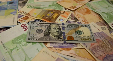 DÖVİZDE SABAH SAATLERİNDEN İTİBAREN BÜYÜK SIÇRAMA