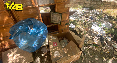 KURŞUNLU CAMİİ'NDE ŞOK GÖRÜNTÜ! KUTSAL KİTAPLAR ÇÖPE ATILMIŞ HÂLDE BULUNDU