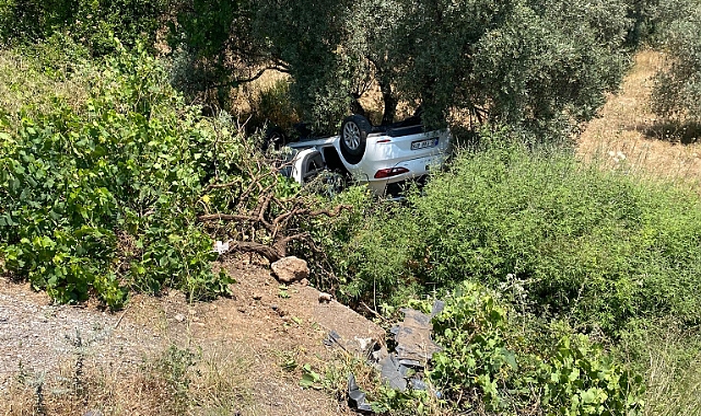 MİLAS ÖREN YOLU&#039;NDA TAKLA ATAN ARAÇTA 3 KİŞİ YARALANDI