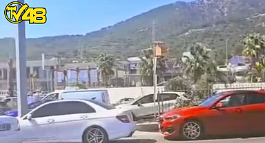 BODRUM'DA HAYAT DURDU ARAÇLAR TERS YÖNDEN İLERLEDİ