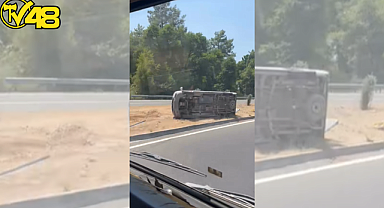 KÖYCEĞİZ TOPARLAR’DA TAKLA ATAN ARAÇ ORTA REFÜJE ÇIKTI: 1 YARALI