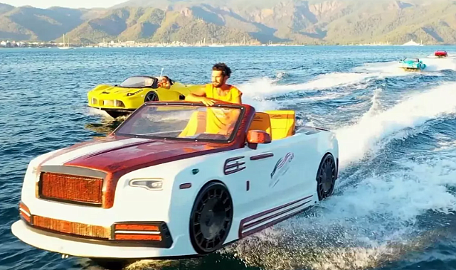 MARMARİS&#039;TE JET CAR EĞLENCESİ