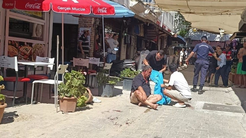 Turgutreis’te Husumetli Akrabalar Arasında Bıçaklı Kavga: 3 Yaralı, Aralarında Belediye Personeli de Var