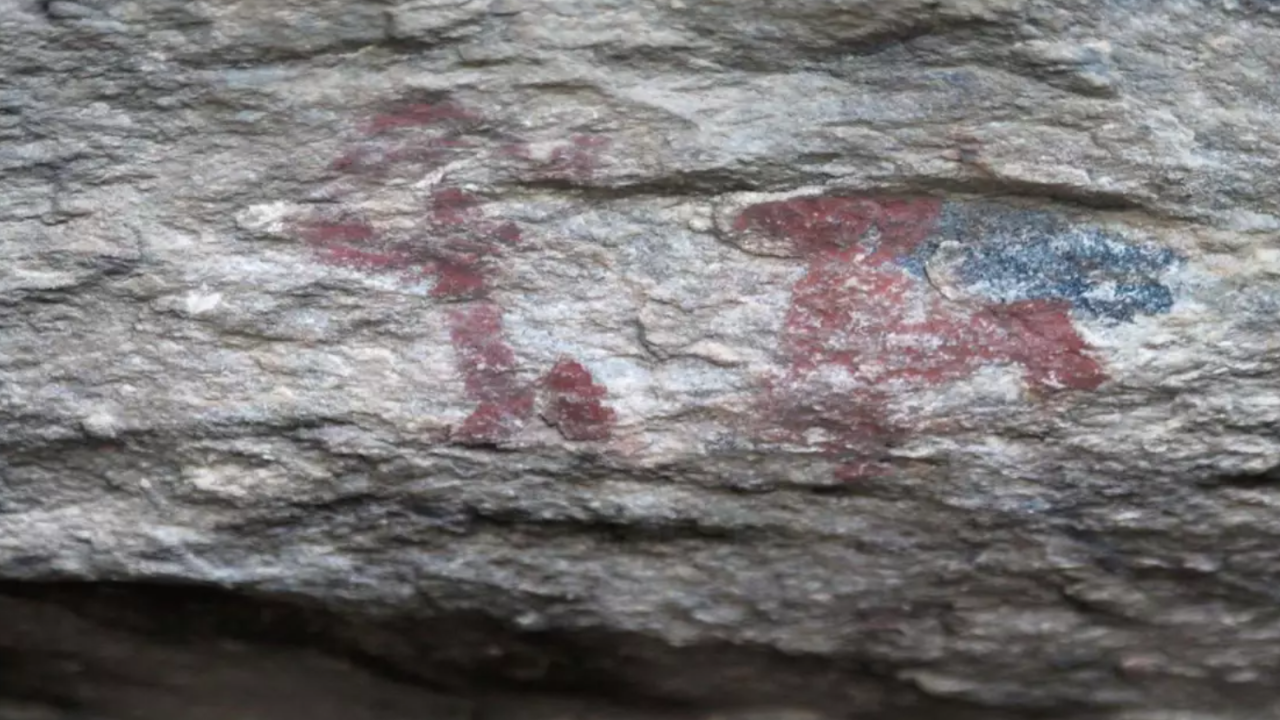 Beşparmak Dağları&#039;nda 8 Bin Yıllık Kaya Resimleri Bulundu
