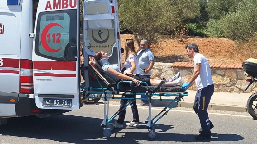 Bodrum Konacık’ta Motosiklet Kazası: İki Yaralı Hastaneye Kaldırıldı.