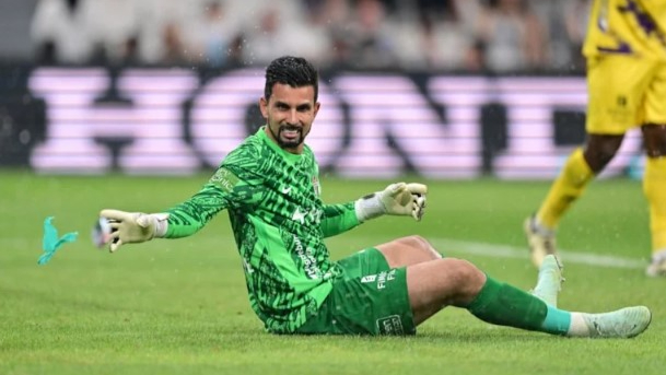 2 Gün Önce İmza Attı Dolmabahçe&#039;de Duvar Ördü