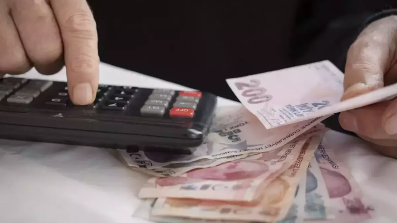 Memur İçin Son Dönemece Girildi! İşte Konuşulan Zam Oranı