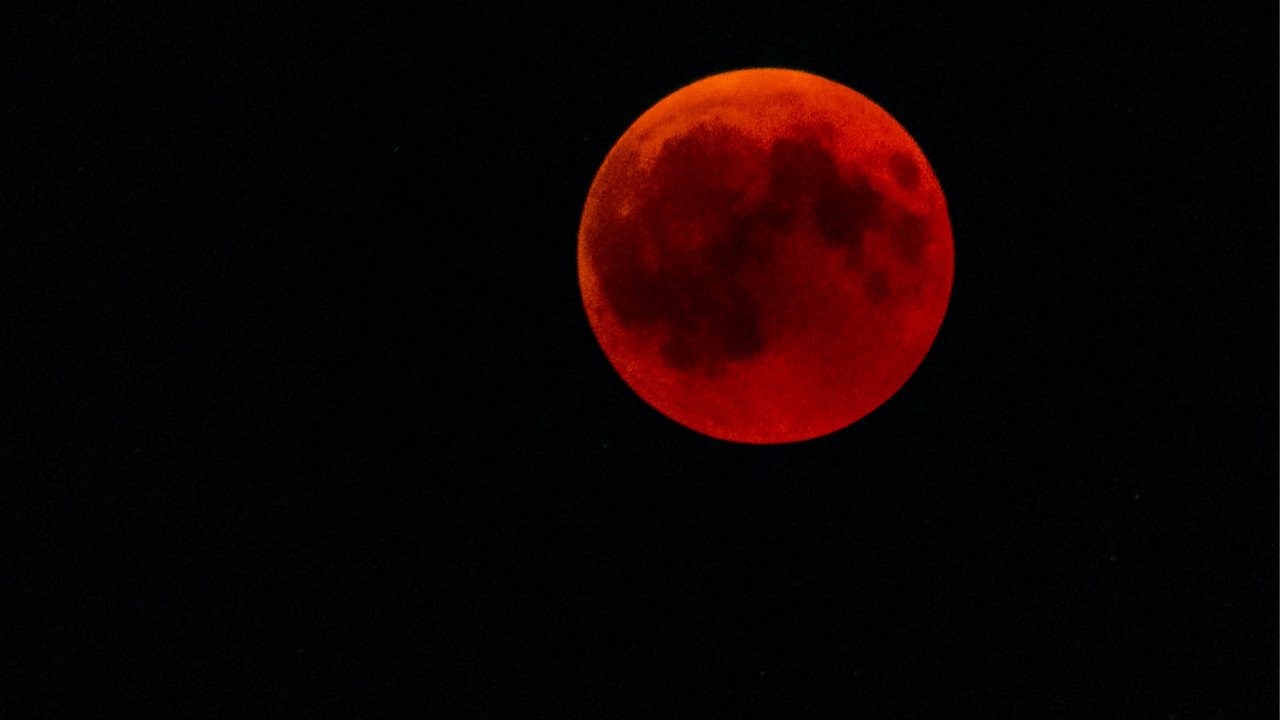 Muğla&#039;nın Dört Bir Yanından Görülebilecek Kanlı Ay Tutulması İçin Geri Sayım Başladı