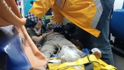 Ev Çöktü: 2 Çocuk Öldü, 4 Kişi Yaralandı