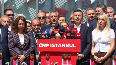 Özgür Özel'den Polis Bariyerine Sert Tepki