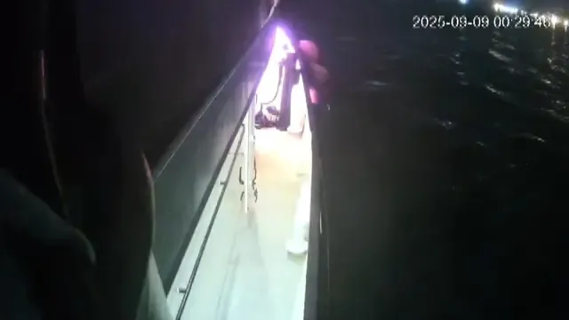 Gazze&#039;ye yardım için yola çıkan Sumud Filosu&#039;na saldırı! Gemide Türkler de var