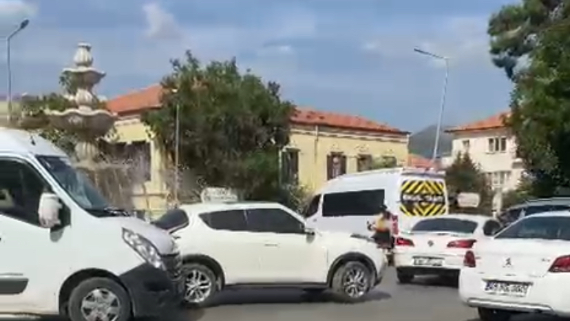 Milas’ta Okulların Açılmasıyla Trafik Çilesi Yeniden Başladı