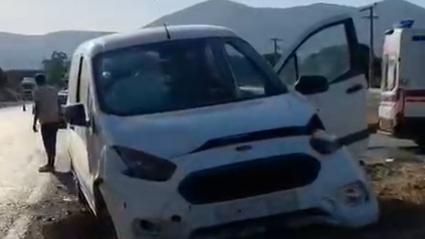 Ofis Kavşağı’nda Trafik Kazası: 2 Yaralı