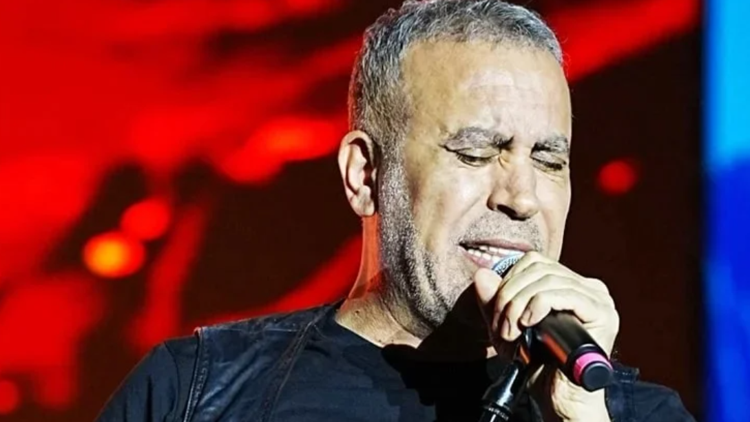 Haluk Levent Konser Sonrası Fenalaştı, Hastaneye Kaldırıldı