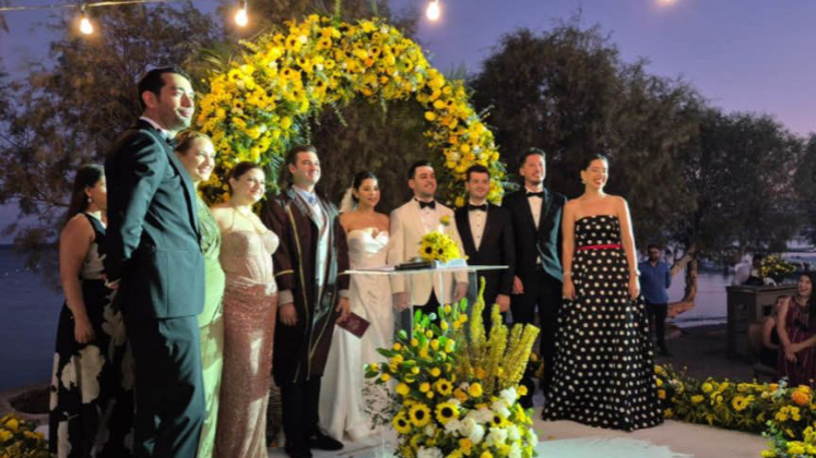 Bodrum’da yılın düğünü: Fatoş Kocadon ile Cavit Can evlendi