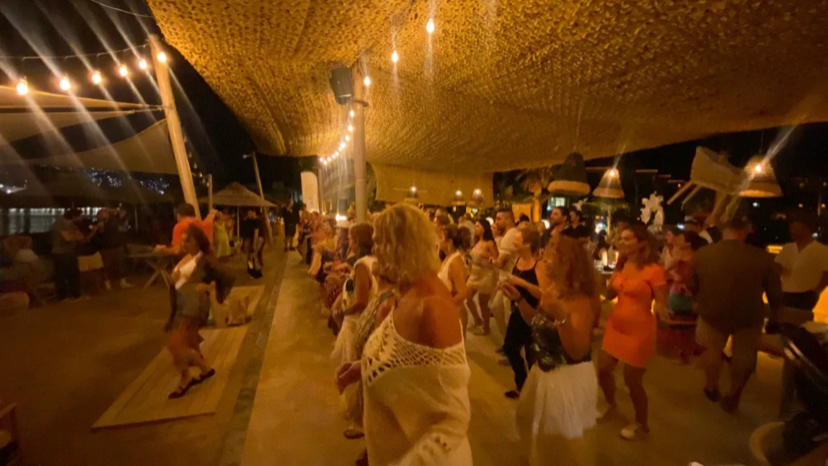 Bodrum Rotary’den “Sarı Yaz Partisi”: Eğlence İyilikle Buluştu