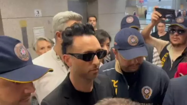 Mabel Matiz&#039;e &#039;Müstehcenlik&#039; Soruşturması