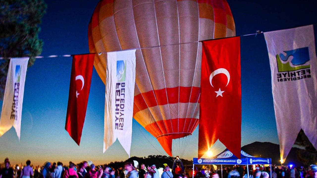 25. ULUSLARARASI FETHİYE ÖLÜDENİZ HAVA OYUNLARI FESTİVALİ BAŞLIYOR