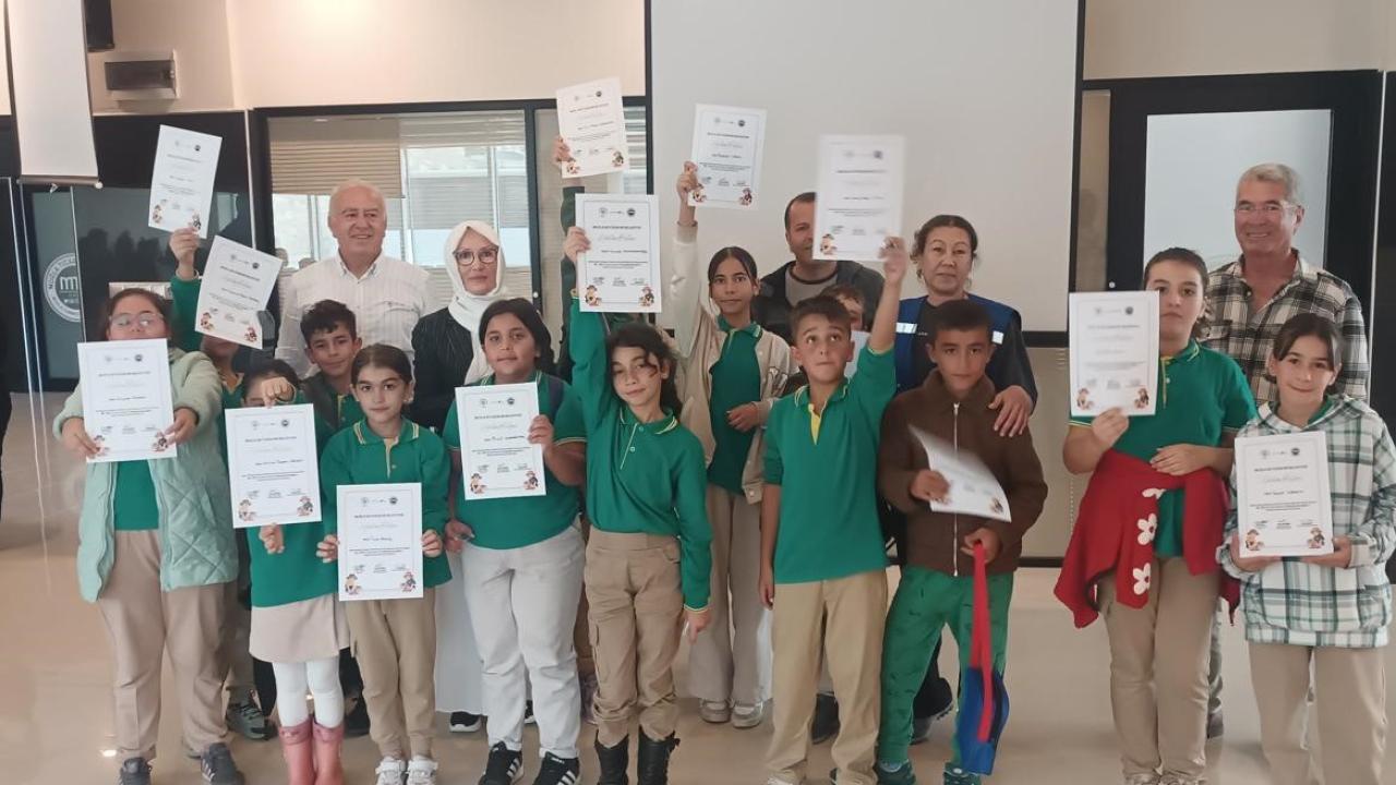 Büyükşehir’den Minik Tadımcılara Zeytinyağı Eğitimi