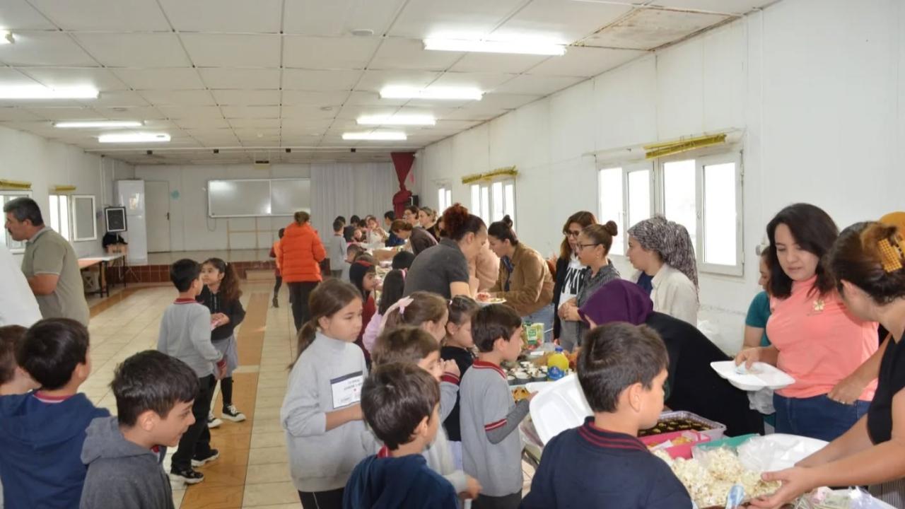 DALAMAN’DA ÖĞRENCİLERDEN FİLİSTİN’E DESTEK ETKİNLİKLERİ