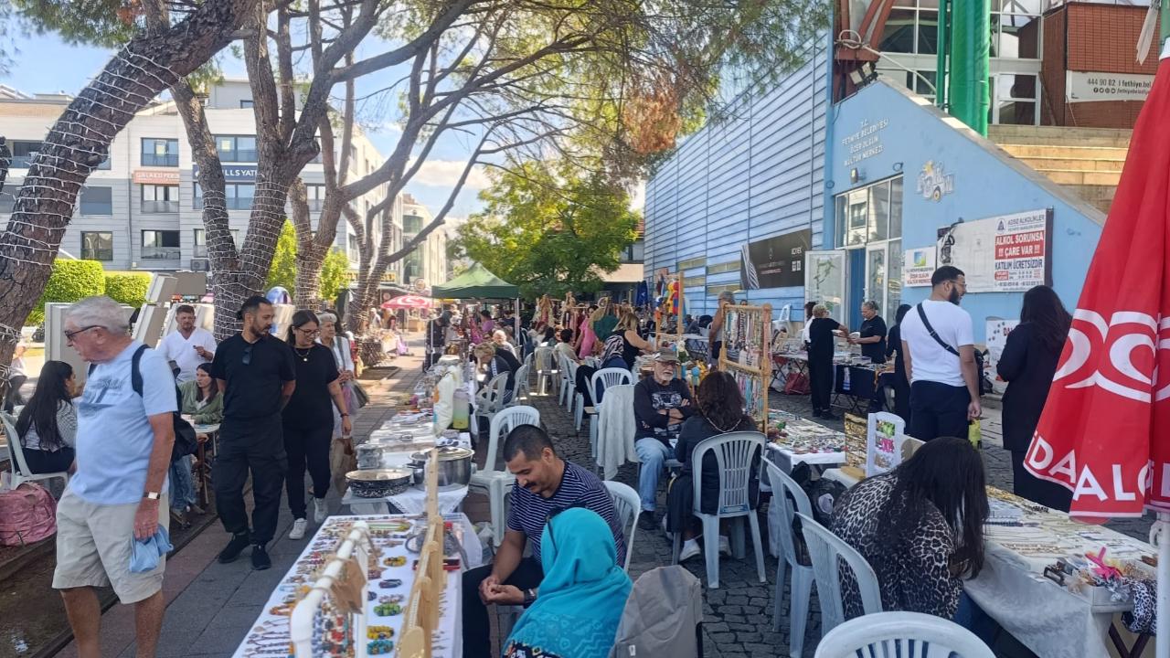 DOĞA DOSTU DERNEĞİ’NDEN SOKAK HAYVANLARINA DESTEK KERMESİ