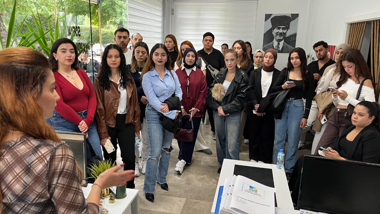 FETHİYE BELEDİYESİ, GELECEĞİN SOSYAL HİZMET UZMANLARINA KAPILARINI AÇTI