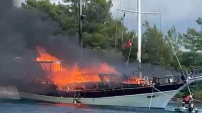 Göcek Açıklarında Gulet Teknede Yangın