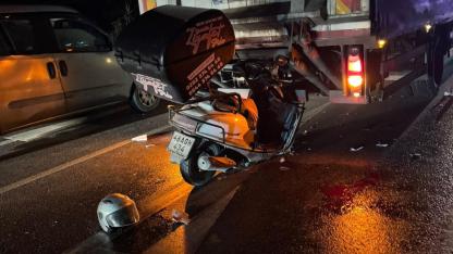 Milas-Bodrum Yolunda Korku Dolu Anlar: Motosiklet Kamyona Çarptı, Sürücü Yaralı