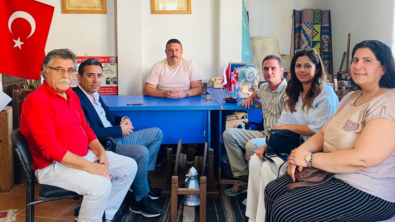 Muğla Büyükşehir Belediyesi uzmanları, Milas Yörük Türkmen Kültür Derneği’ni ziyaret ederek dernek faaliyetleri hakkında bilgi aldı