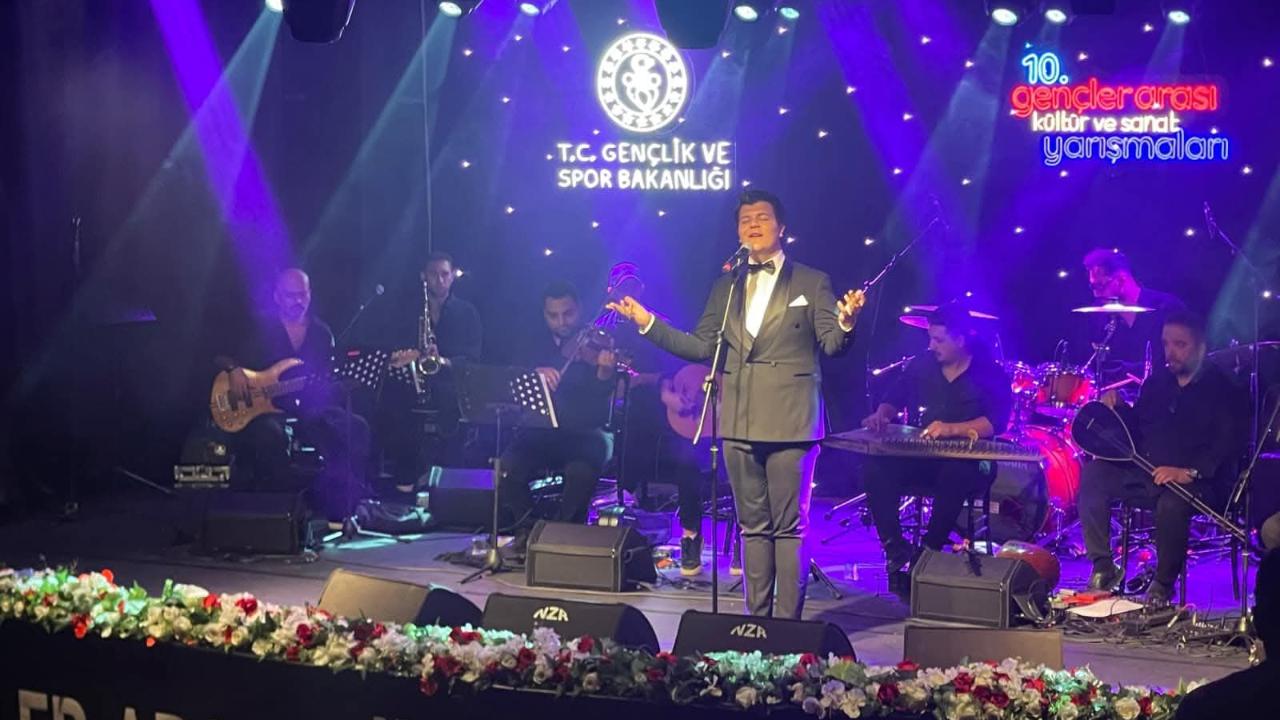 MUĞLA’NIN GENÇLERİ EGE’DE PARLADI