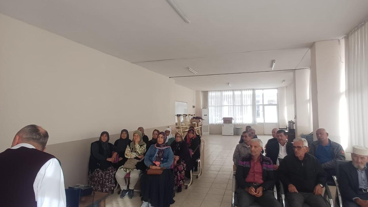 ORTACA MÜFTÜLÜĞÜNDEN UMRE YOLCULARINA EĞİTİM SEMİNERİ