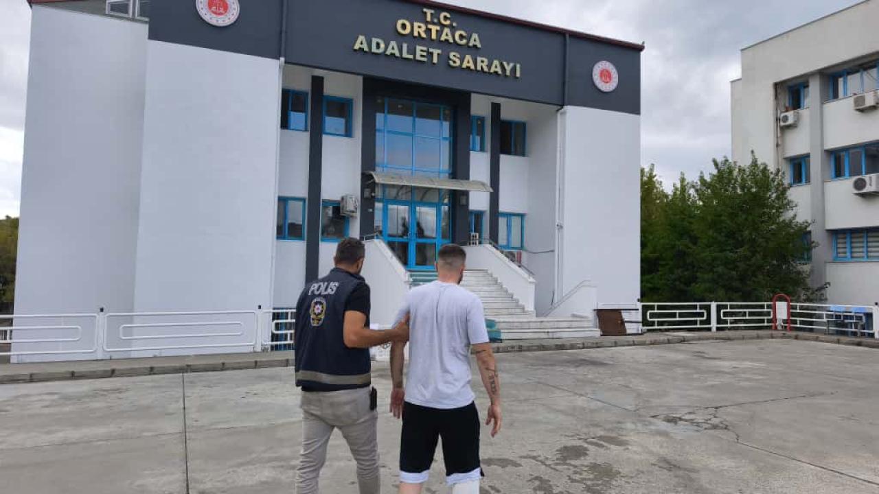 Uyuşturucu Operasyonunda Birçok Zanlı Tutuklandı