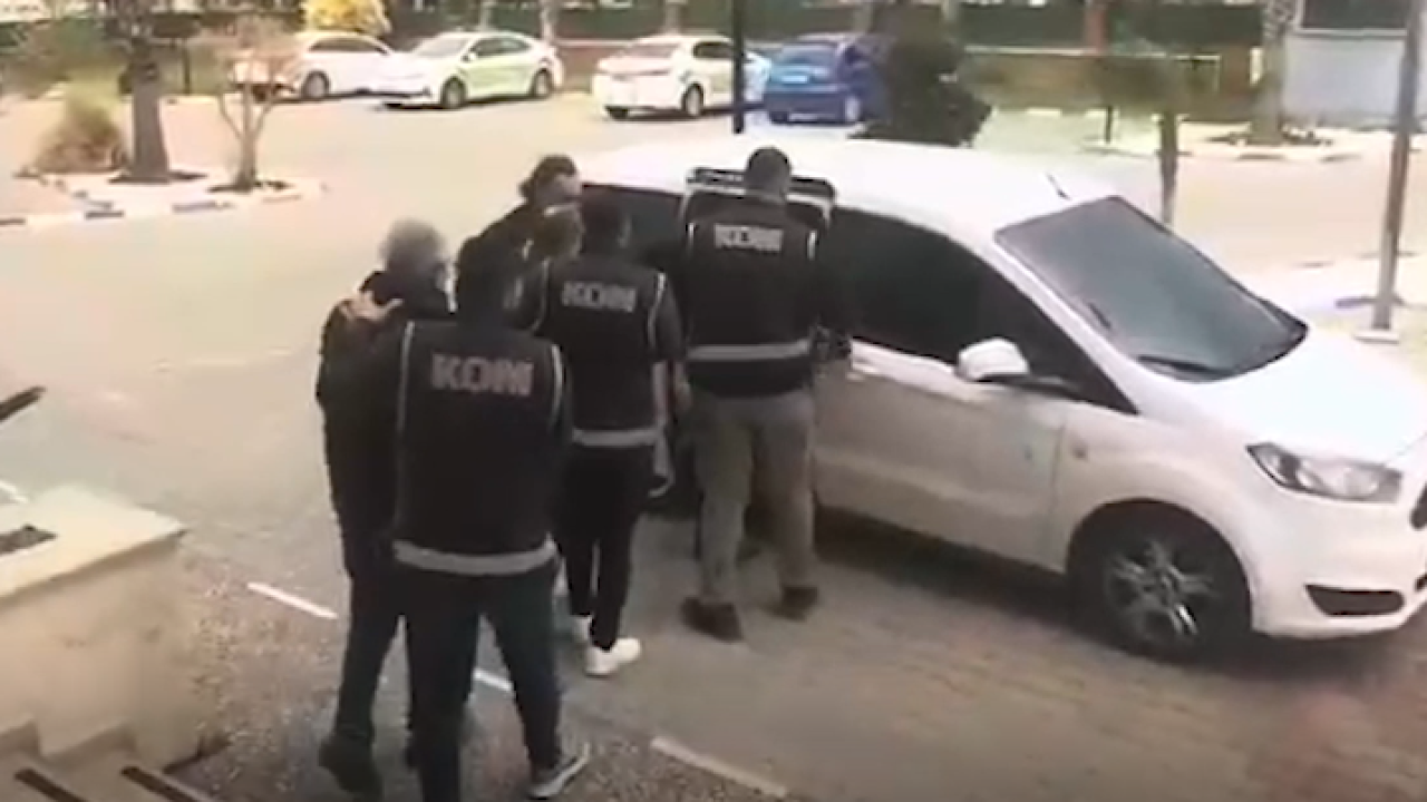 FETHİYE’DE 11 MİLYON LİRALIK TELEFON DOLANDIRICILIĞI OPERASYONUNDA 3 ŞÜPHELİ TUTUKLANDI