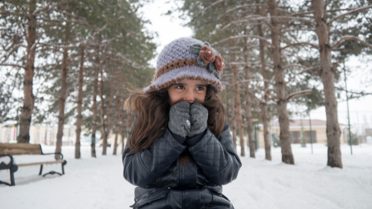 Güçlü soğuk hava geliyor! Sıcaklıklar düşüyor, resmen donacağız