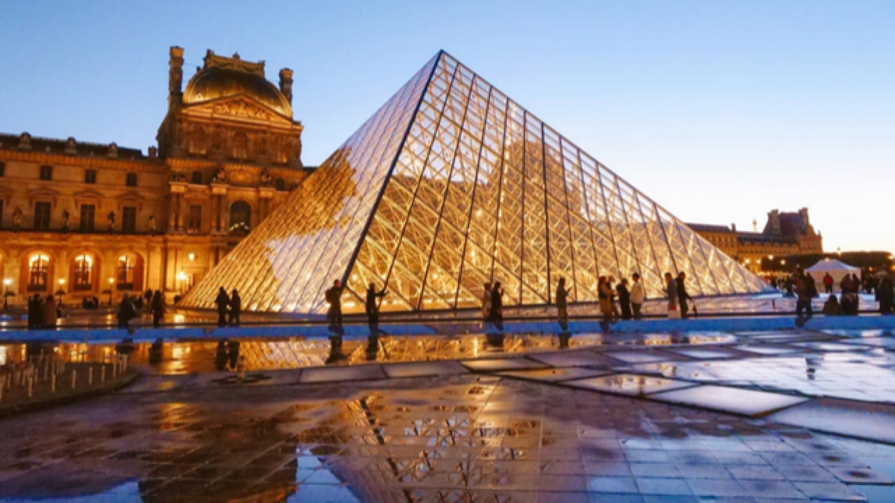 Louvre Müzesi&#039;ndeki 102 Milyon Dolarlık Soygunu “Küçük Çaplı Hırsızlar” Gerçekleştirmiş