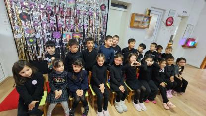 “NERDE O ESKİ ŞARKILAR?” PROJESİYLE MİNİKLER GEÇMİŞE YOLCULUĞA ÇIKIYOR