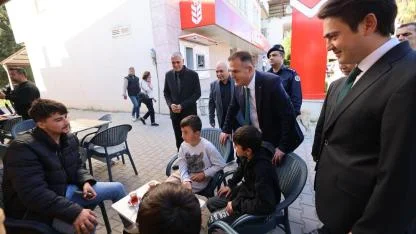 VALİ DR. İDRİS AKBIYIK’TAN SEYDİKEMER ESNAFINA ZİYARET