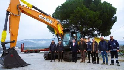 Başkan Topuz: “Ekskavatör Aracımız İlçemize Hayırlı Olsun“