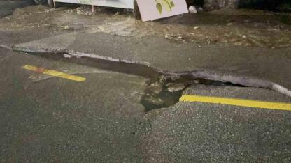 Bodrum’da Ana Su Hattı Patladı, Yol Çöktü