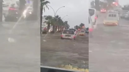 Bodrum’da Araçlar Sulara Gömüldü