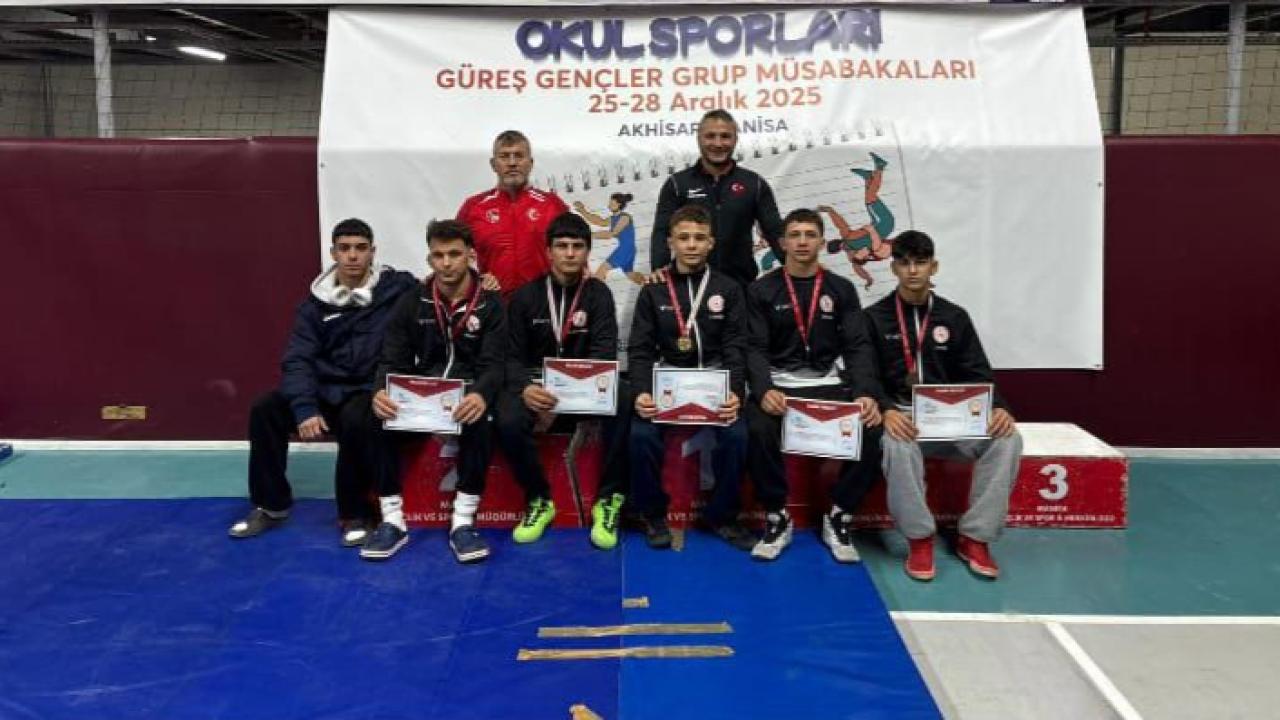 MİLASLI GÜREŞÇİLER MANİSA’DAN MADALYA İLE DÖNDÜ