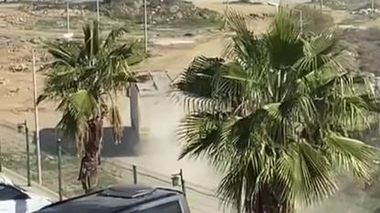 Site halkı tepkili: "Günde 8-10 araç geçiyor, rahatsızız"