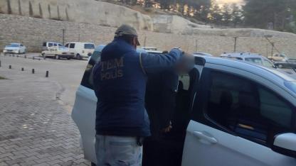 Kesinleşmiş hapis cezası bulunan FETÖ üyeleri yakalandı