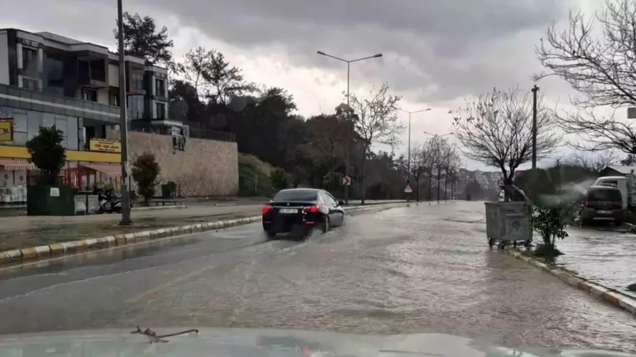 Kuşadası sele teslim!